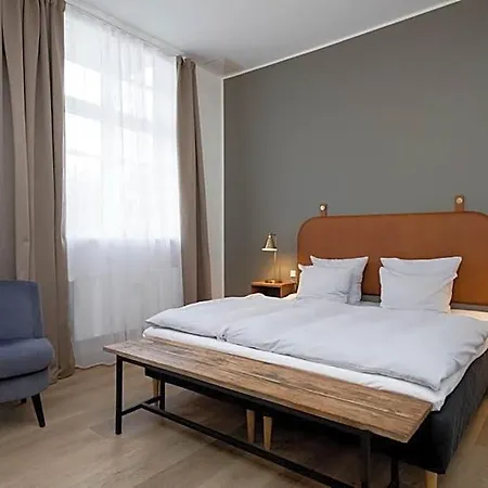 Vandret Hotel *